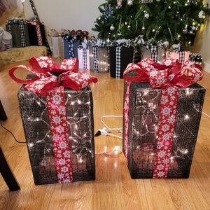 Customizable Christmas presents